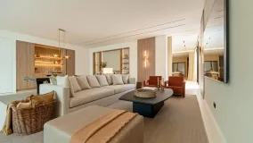 Villa de 5 dormitorios a la venta en Marbella Golden Mile