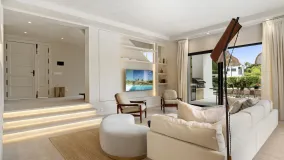 For sale La Alqueria villa with 4 bedrooms