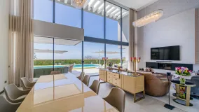 Villa en venta de 6 dormitorios en Los Arqueros