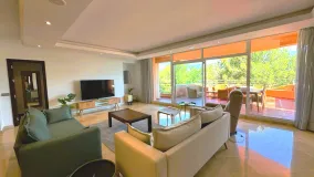 Buy apartment in Magna Marbella