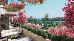Apartamento planta baja en venta en Estepona Este