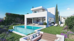 For sale villa with 3 bedrooms in Estepona Golf