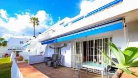 Nueva Andalucia, apartamento planta baja en venta de 3 dormitorios