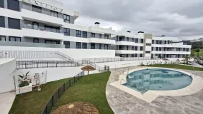 Se vende apartamento con 2 dormitorios en Estepona Centro