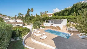 Villa en venta en Nueva Andalucia