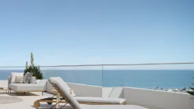 For sale apartment in Estepona