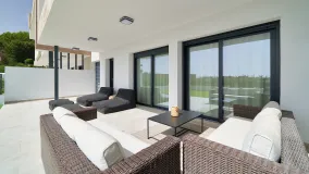 Comprar apartamento en Atalaya Golf de 3 dormitorios