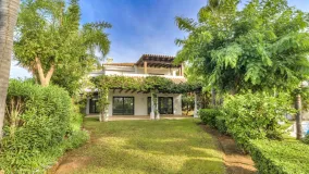 Villa a la venta en Lomas de Magna Marbella de 6 dormitorios