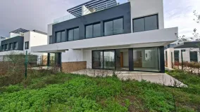 For sale El Campanario 3 bedrooms semi detached villa