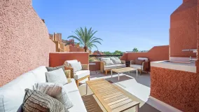 Town house in El Palmeral for sale