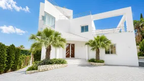 For sale villa in El Herrojo