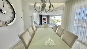 4 bedrooms villa for sale in El Herrojo