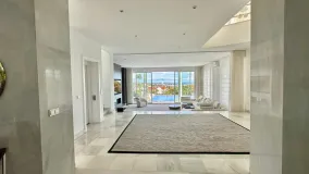 4 bedrooms villa for sale in El Herrojo