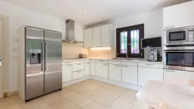 Casasola, villa de 5 dormitorios en venta