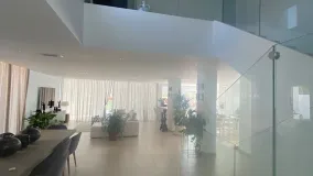 For sale 4 bedrooms villa in La Cala Hills