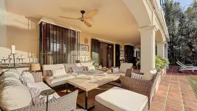 Villa a la venta en Guadalmina Alta