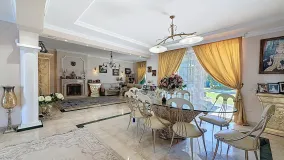 Casasola, villa con 4 dormitorios en venta