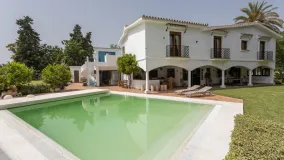 For sale Guadalmina Baja villa with 4 bedrooms