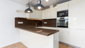 Buy apartment in Guadalmina Alta