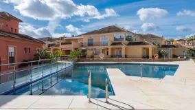 For sale ground floor apartment in Pueblo Nuevo de Guadiaro with 2 bedrooms