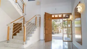 For sale Los Altos de Valderrama 5 bedrooms villa