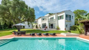 Villa for sale in Sotogrande Costa Central with 5 bedrooms