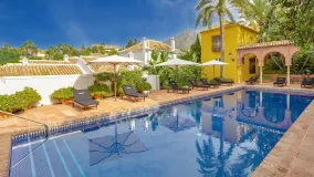 4 bedrooms town house in Las Lomas del Marbella Club for sale