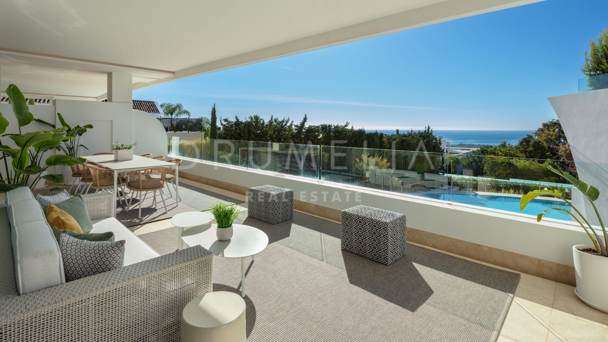 Reserva 10 Elegant highend duplex penthouse with sea views for sale