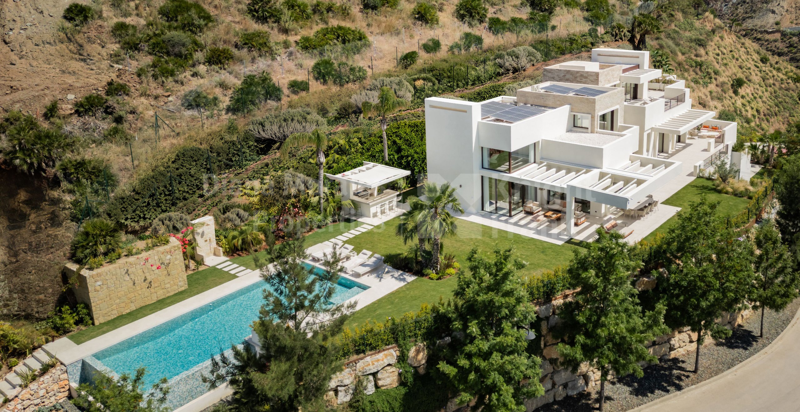 Beautiful New Villa in Real de La Quinta