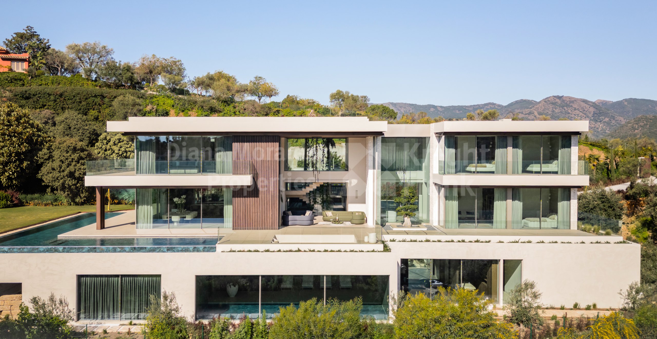 Villa Hermes: Contemporary Luxury with Scenic Views