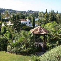 El Paraíso, Estepona
