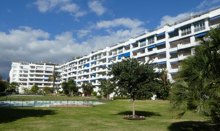 Apartamento en alquiler en Puerto Banus, Marbella