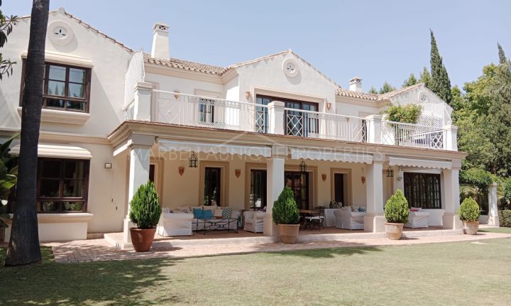 Fantástica villa de estilo clásico en Golden Mile Marbella.