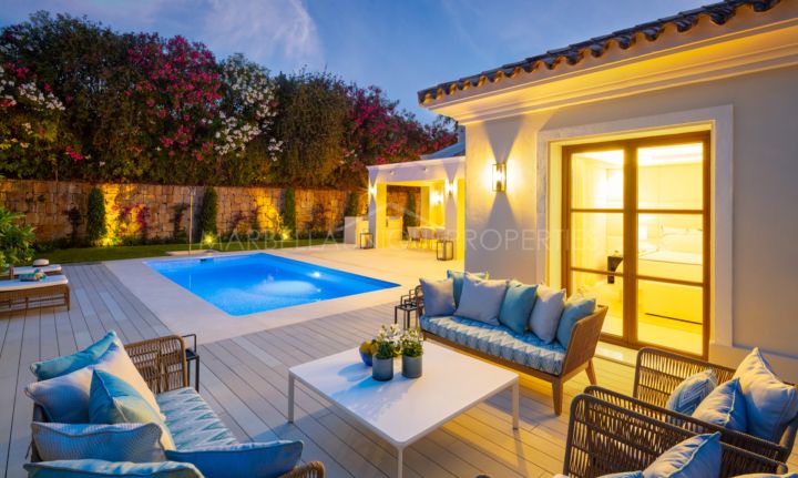 A stunning 5 bedroom villa in Las brisas 