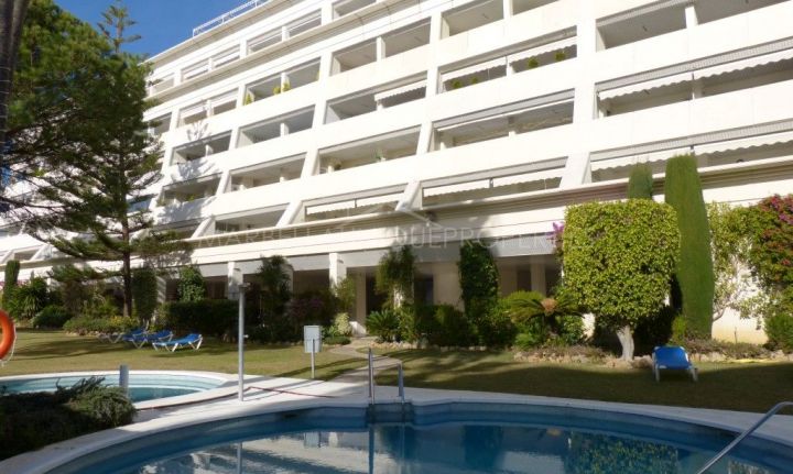 FANTASTIC SEE VIEWS APARTMENT FOR RENT IN MARBELLA CENTRE