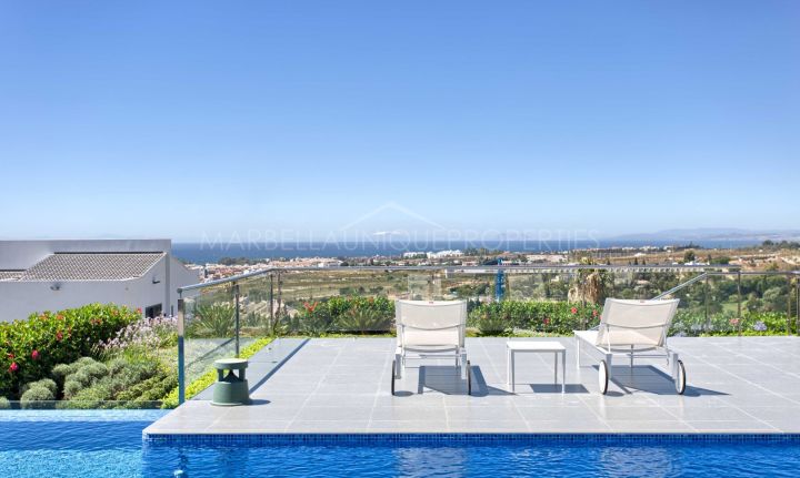 Villa contemporaine de luxe de grande qualité à Los Flamingos Golf