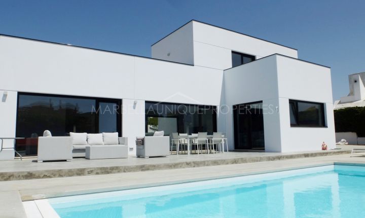 Brand new great quality modular beachside villa in San Pedro