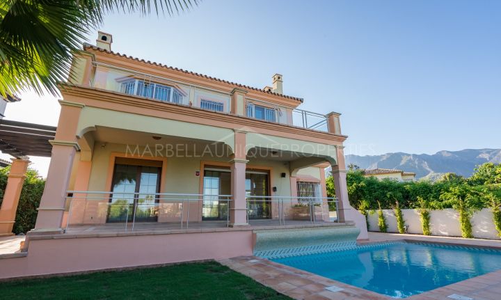 Ideal villa familiar de 4 dormitorios en el centro de Marbella