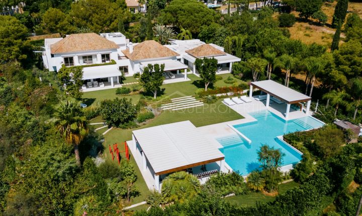 Elegant luxury villa in Sierra Blanca, Marbella Golden Mile