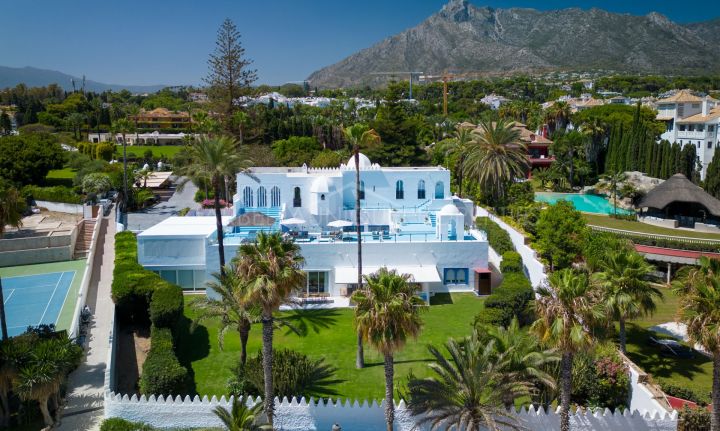 Marbellas finest frontline beach luxury residence in The Marbella Club 