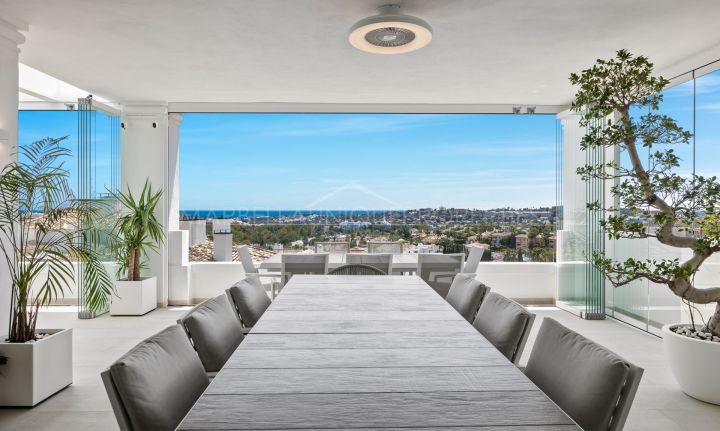 Appartement de luxe avec vue sur la mer dans les 9 Lions Residences