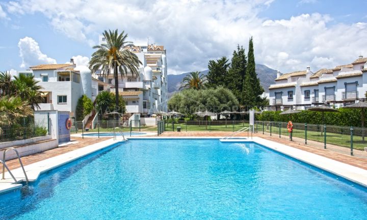 2 bedroom apartament in front line beach in Estepona