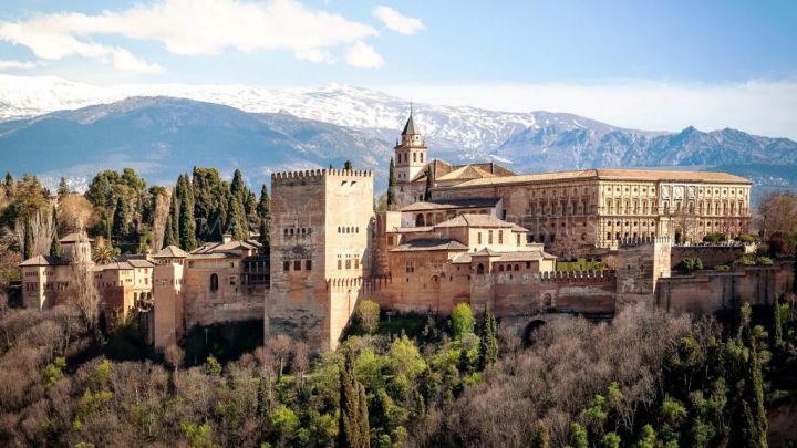 Day trips from Marbella to Granada