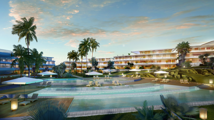Estepona, The Edge, Estepona, Lujosos apartamentos en planta baja con jardín en venta frente a la playa