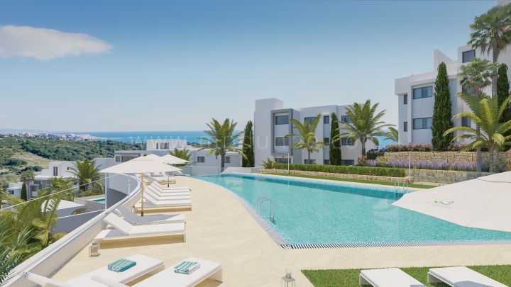 Estepona, New off plan apartments with sea views in Estepona Golf