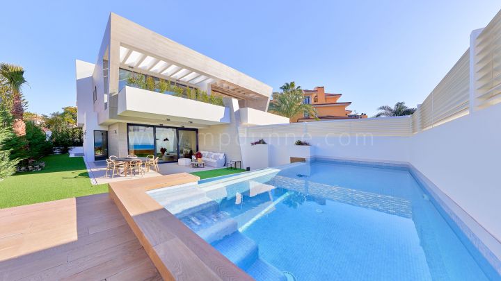Marbella - Puerto Banus, New semi-detached villas for sale near Puerto Banus
