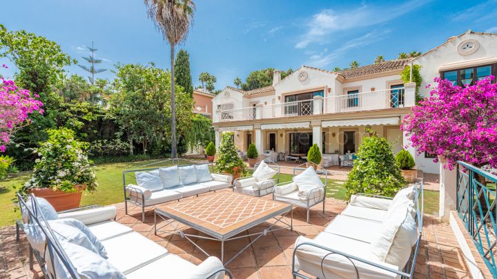 Mille d'Or à Marbella, Villa classique sur le Golden Mile de Marbella.