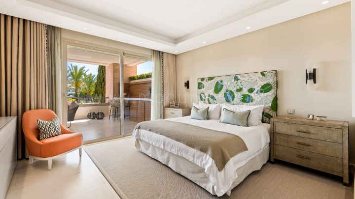 La Trinidad Marbella Luxury Refurbished Three bedroomed apartment