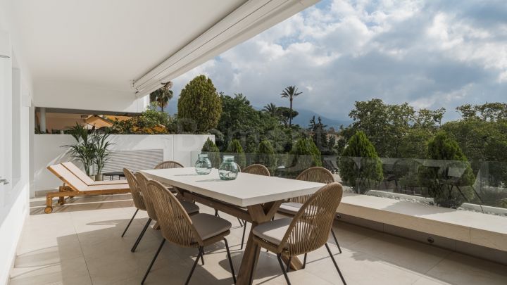Luxury apartment for sale in Marbella Golden Mile