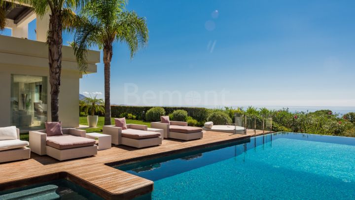 Luxe villa met prachtig uitzicht op zee in La Zagaleta, Marbella west